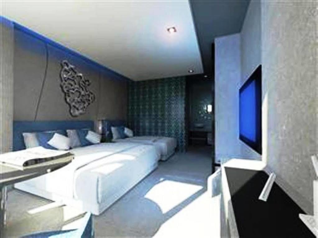 Blutique Hotel Bangkok Buitenkant foto