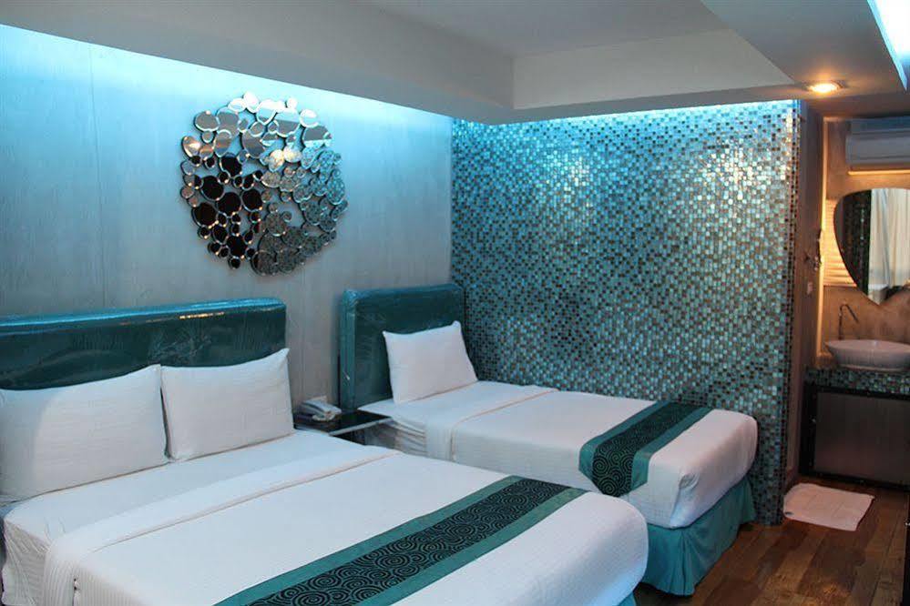 Blutique Hotel Bangkok Buitenkant foto